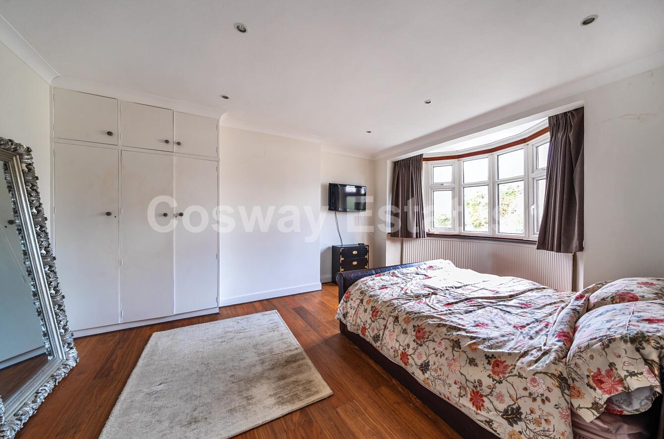 Copthall Gardens, Mill Hill, NW7, London
